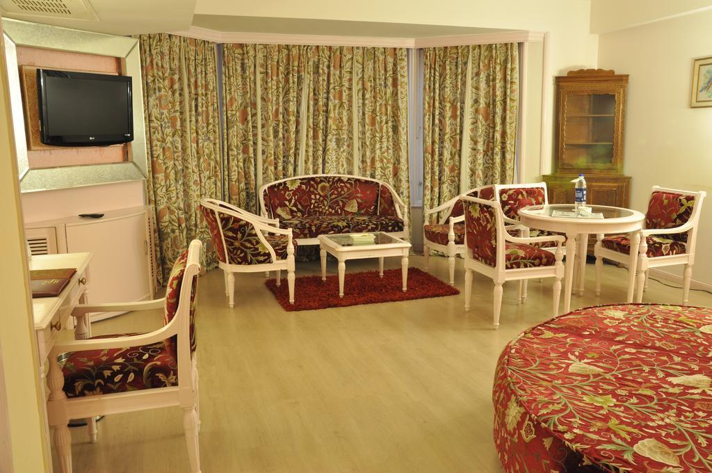 K C Residency, Jammu Hotell Eksteriør bilde